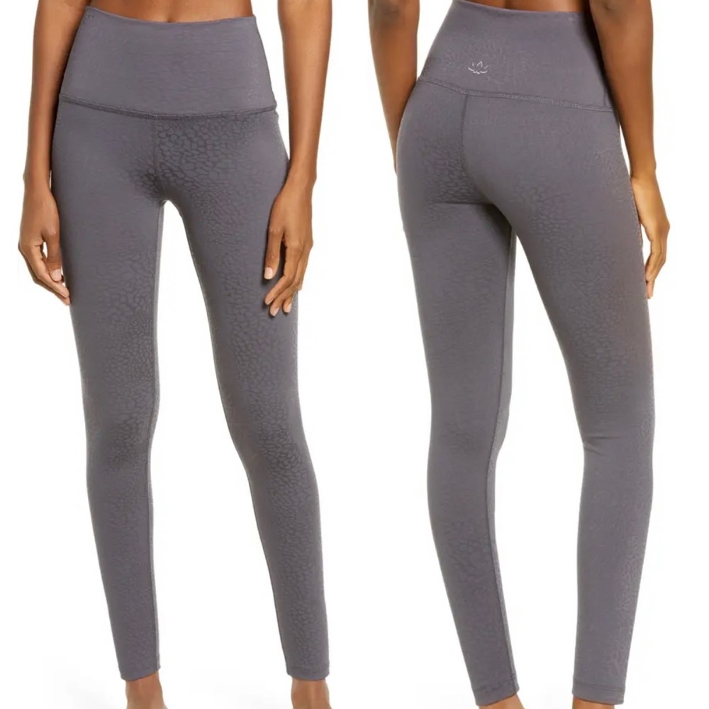 Beyond Yoga Feline Jacquard High Waisted Midi Legging